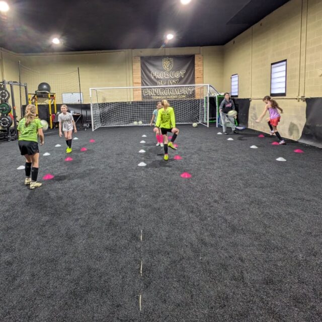 Happy National Girls & Women in Sports Day to some hard working ladies that did a great job this evening!

#nationalgirlsandwomeninsportsday